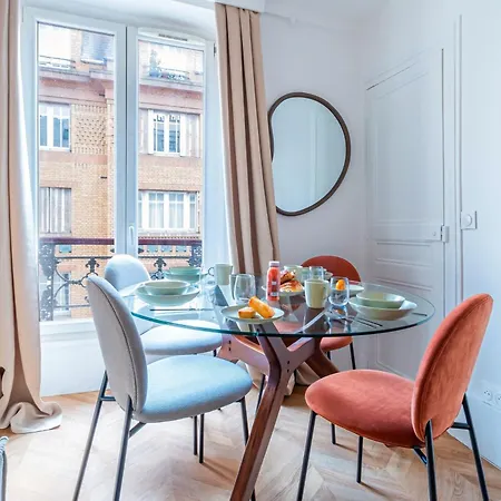 Et - Bon Marche Paříž